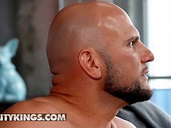 Spermaladung, Hd, Latina, Natürlichen titten, Realität, Schreiend, Rasiert, Tätowierung