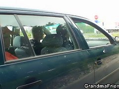 Mamie, Groupe, Mère que j'aimerais baiser, De plein air, Public, Réalité, Plan cul à trois