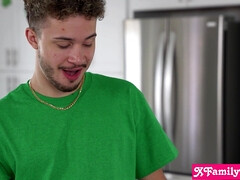 Blondine, Blasen, Schwanz, Zierlich, Pov, Schwestern, Taboo, Titten