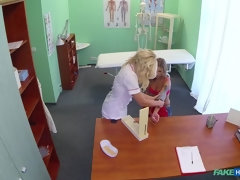 69, 素人, 医者, レズビアン, なめる, 看護婦, ユニフォーム, のぞき