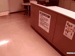 18, アジア人, デカチン, デカパイ, 茶髪の, 手コキする, オーガズム, 濡れ