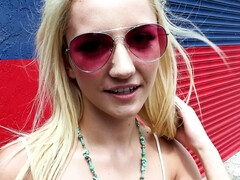 Cul, Blonde, Sucer une bite, Tir de sperme, Hd, Seins naturels, Rasée, Nénés