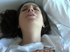 パンティ, ピアス, オマンコ, 剃毛, 靴下, いじめ, オッパイの, スカートのぞき