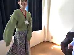 Asiatique, Sucer une bite, Branlette thaïlandaise, Hard, Léchez, Bureau