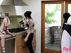 Doigter, Gothique, Hard, Hd, Lesbienne, Mamelons, Chatte, Nénés