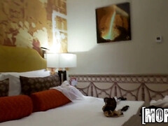 18 jaar, Enthousiasteling, Lieveling, Grote mammen, Hd, Slipje, Tieten likken