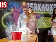 Grote kont, Grote mammen, Pijpbeurt, Bruinharig, Fetisj, Spel, Handbeurt, Hd