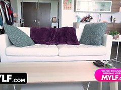 Gros cul, Gros seins, Sucer une bite, Faciale, Fétiche, Mère que j'aimerais baiser, Seins naturels, Belle mère