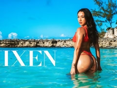 Kont, Vingeren, Zoenen, Lesbisch, Masturbatie, Tepels, Strippen, Tieten likken