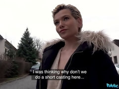 Amateur, Gros seins, Blonde, Sucer une bite, Européenne, Mère que j'aimerais baiser, Cheveux courts, Tatouage