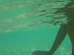 Любители, Минет, Брюнетки, Оргазм, На природе, Крошечные, Сиськи, Подглядывание