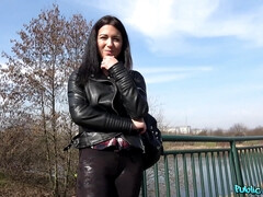 Жопа, Брюнетки, Кожа, Натуральные сиськи, От первого лица, На публике, Русские, Порка