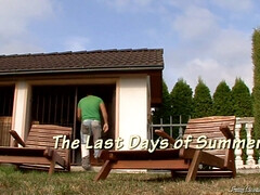 Amateur, Nana, Tchèque, De plein air, Pisser, Chatte, Jarretelles, Plan cul à trois