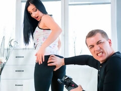 Arsch, Blasen, Braunhaarige, Handjob, Hardcore, Milf, Patschen, Tätowierung