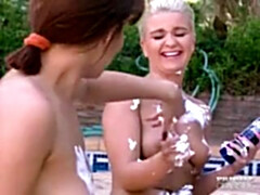 Lesbiana, Juguetes, Clasico