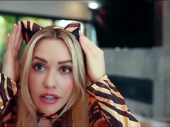 Grote kont, Pijpbeurt, Latijnse vrouw