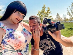 デカ尻, フェラチオ, 茶髪の, デブ, 淫乱熟女, アウトドア, ハメ撮り, 剃毛