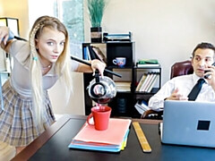 Grosser arsch, Grosser schwanz, Grosse titten, Blasen, Hundestellung, Büro, Dürr, Jungendliche (18+)