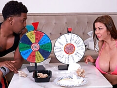 Grosse titten, Blasen, Hundestellung, Interrassisch, Natürlichen titten, Muschi, Jungendliche (18+), Titten