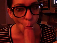 Amateur, Sucer une bite, Brunette brune, Tir de sperme, Mature, Mère que j'aimerais baiser, Pov