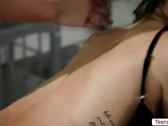 18 ans, Gros seins, Blonde, Hd, Lesbienne, Masturbation, Mère que j'aimerais baiser, Adolescente