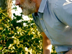 Pijpbeurt, Rondborstig, Brillen, Buiten, Tiener