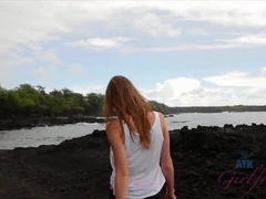Leie, Strand, Blondine, Flashen, Freundin, Orgasmus, Pov, Öffentlich