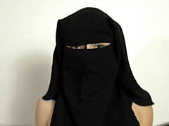 Arabisch, Grote kont, Grote lul, Grote mammen, Pijpbeurt, Hondjeshouding, Geld, Tiener