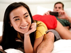 Asiatisch, Grosser schwanz, Hundestellung, Masturbation, Natürlichen titten, Dürr, Jungendliche (18+), Titten