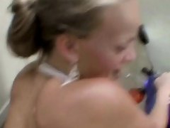 Amateur, Rubia, Mamada, Estilo perrito, Europeo, Corridas faciales, Sexo duro, Pov