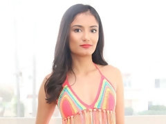 Mamada, Morena, Penetracion con dedos, Pajear, Sexo duro, Lamidas, Adolescente, Tetas