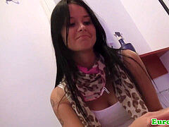 Amateur, Européenne, Argent, Nue  à poil, De plein air, Public, Chatte, Pute