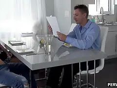 フェラチオ, 手コキする, Hd, 熟年, 淫乱熟女, 現実, ガリガリ, 義母