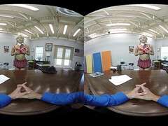 Grosse titten, Blondine, Vollbusig, Besamung, Aufs gesicht abspritzen, Natürlichen titten, Lehrer, Titten