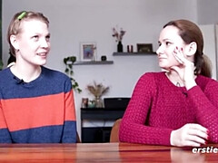 ブロンド, クリトリス, ディルド, ハードコア, レズビアン, 自然山雀, 乳首, 剃毛