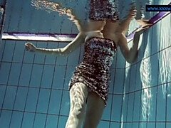 Fascinating escort - beach trailer - Underwater Show