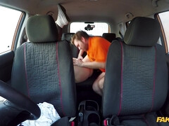 Leie, Blondine, Auto, Tschechisch, Schwanz, Natürlichen titten, Im freien, Muschi