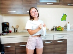 Arsch, Grosser arsch, Grosse titten, Braunhaarige, Tanzen, Hd, Entkleiden, Jungendliche (18+)