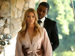 Cul, Noire, Blonde, En levrette, Branlette thaïlandaise, Interracial, Adolescente, Nénés