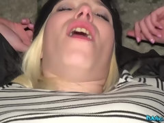 Blonde, Sucer une bite, Tchèque, Gorge profonde, De plein air, Public, Chatte, Adolescente