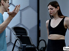 Anaal, Kont, Grote kont, Grote mammen, Pijpbeurt, Handbeurt, Shemale, Tatoeage