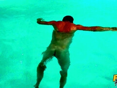 Lécher le cul, Noire, Sucer une bite, Queue, Européenne, Français, Seins naturels, Piscine