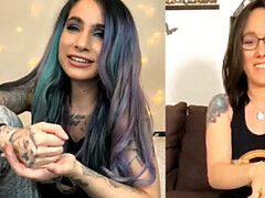 Gros seins, Brunette brune, Jeux, Hd, Mère que j'aimerais baiser, Se déshabiller, Dénudage, Webcam