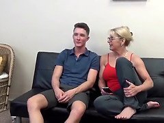 デカパイ, ブロンド, 巨乳な, 眼鏡, お婆さん, 手コキする, 熟年, 母