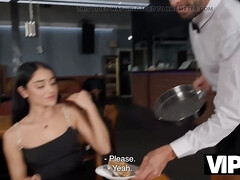Schönheit, Braunhaarige, Betrug, Freundin, Hd, Pov, Jungendliche (18+), Toilette