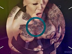 Tussi, Grosser schwanz, Grosse titten, Blondine, Blasen, Hardcore, Ablutschen, Titten