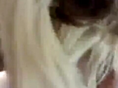 Leie, Blondine, Gruppe, Selbstgemacht, Lecken, Orgie, Im freien, Muschi