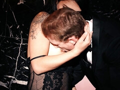 Минет, Брюнетки, Поцелуи, Молоденькие