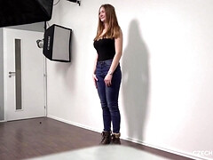 Leie, Blondine, Vollbusig, Spermaladung, Freundin, Lesbisch, Pov, Titten