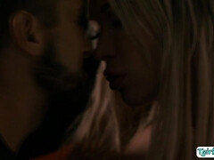 69, Anal, Gros seins, Blonde, Sucer une bite, Plantureuse, Rondelette, Gorge profonde